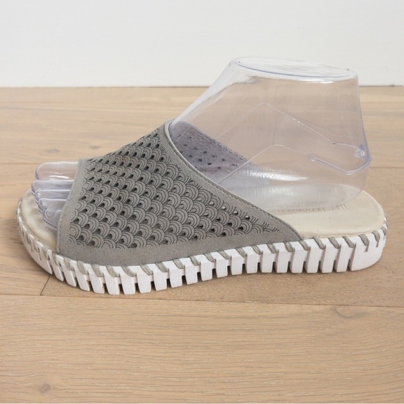 Ilse Jacobsen Grey Scalloped Tulip Slide Sandals - Picture 9 of 12